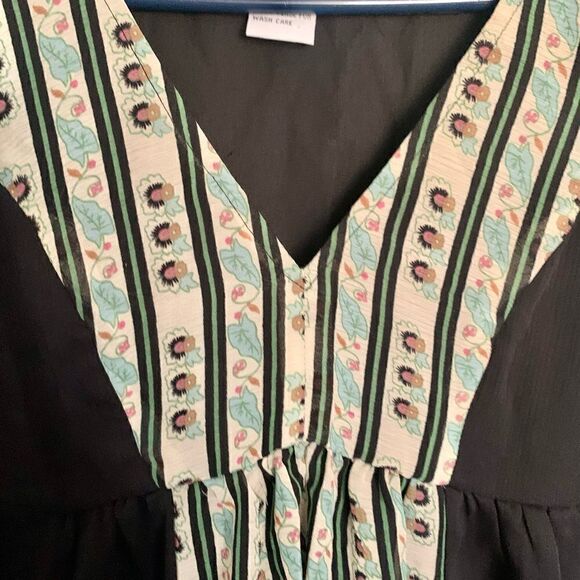 Boho sleeveless top - Picture 3 of 7